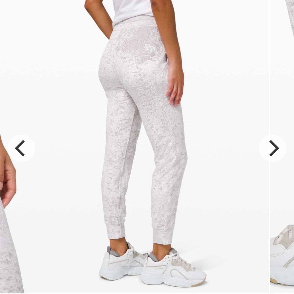 Lululemon Ready to crush